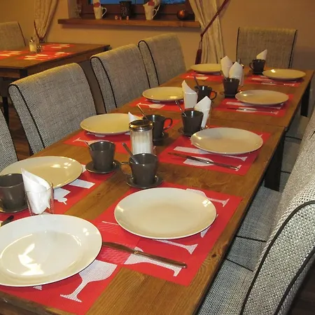 Guest house Chalet Catton Four Bedroom Appartement Near Bad Kleinkirchheim *