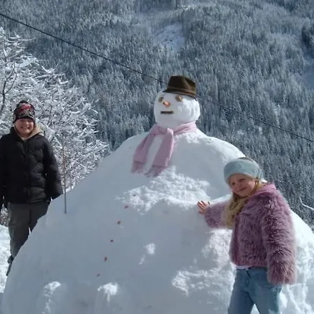 Maison d'hôtes Catton Four Bedroom Near Bad Kleinkirchheim Radenthein