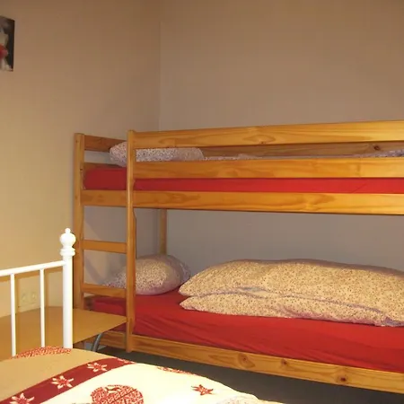 Guest house Chalet Catton Four Bedroom Appartement Near Bad Kleinkirchheim *