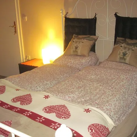 Chalet Catton Four Bedroom Appartement Near Bad Kleinkirchheim Guest house *