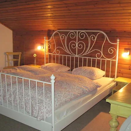 Chalet Catton Four Bedroom Appartement Near Bad Kleinkirchheim Guest house *