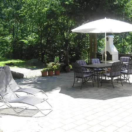 Chalet Catton Four Bedroom Appartement Near Bad Kleinkirchheim Guest house *
