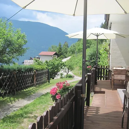 Guest house Chalet Catton Four Bedroom Appartement Near Bad Kleinkirchheim Radenthein
