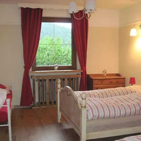 Catton Four Bedroom Near Bad Kleinkirchheim