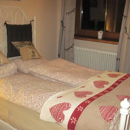 Guest house Chalet Catton Four Bedroom Appartement Near Bad Kleinkirchheim