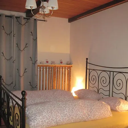 Catton Four Bedroom Near Bad Kleinkirchheim *