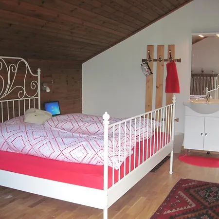 Chalet Catton Four Bedroom Appartement Near Bad Kleinkirchheim Guest house *